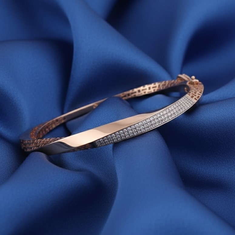 Twisted Pav? Mobius Bangle