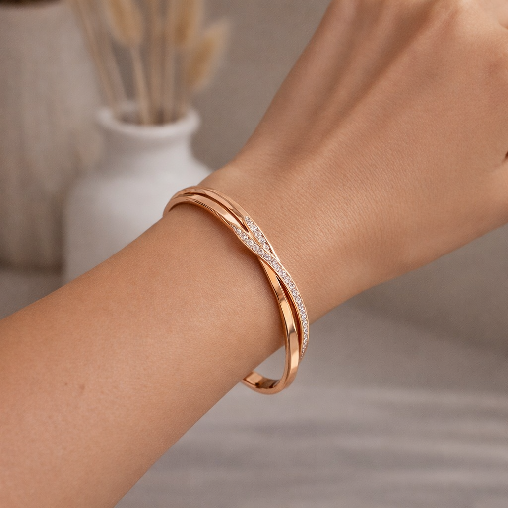 Twisted Pav? Crossover Bangle